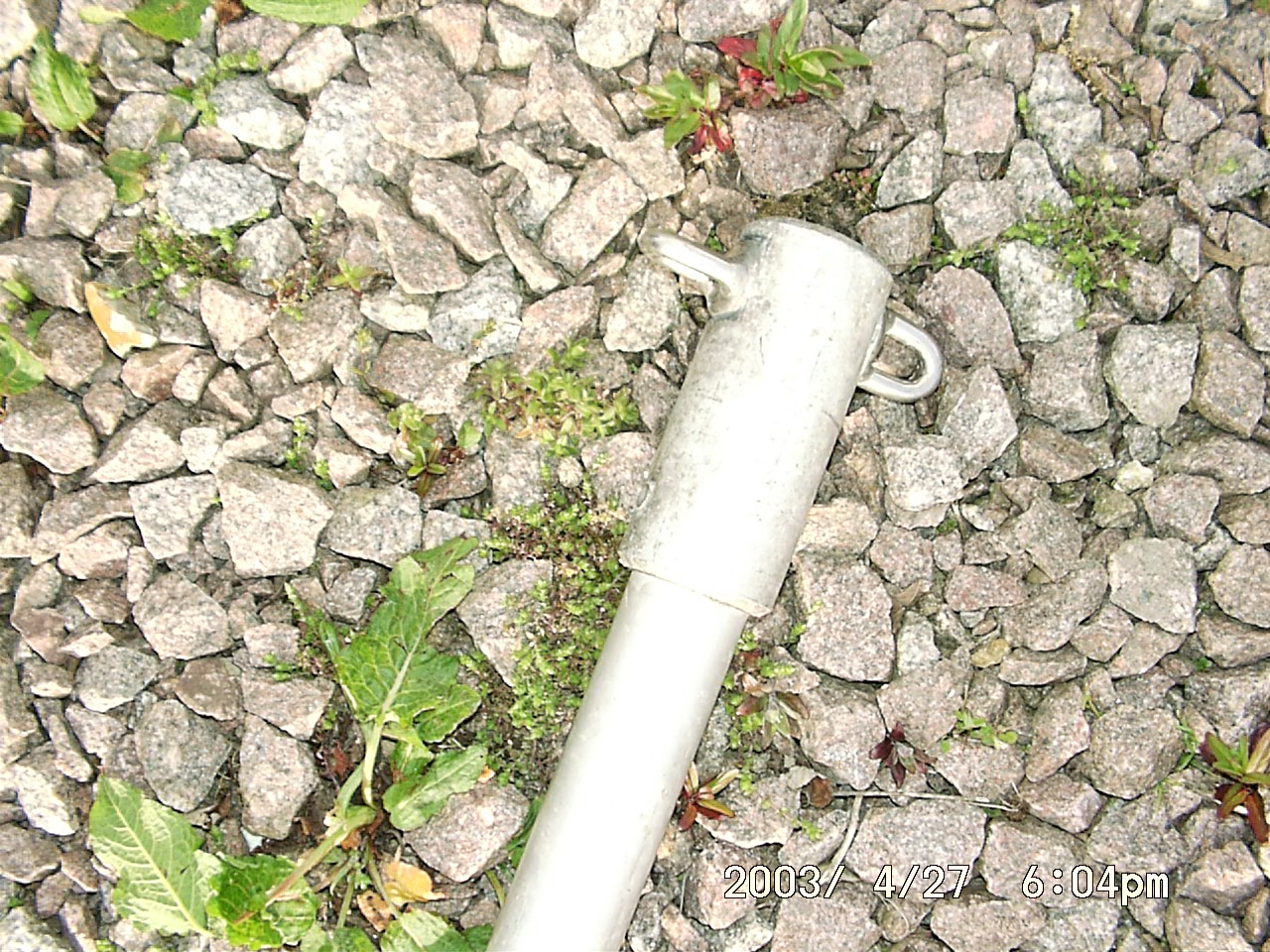 Close up of gin pole